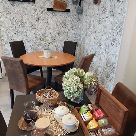 Bed & Breakfast La Cressonniere 56 *